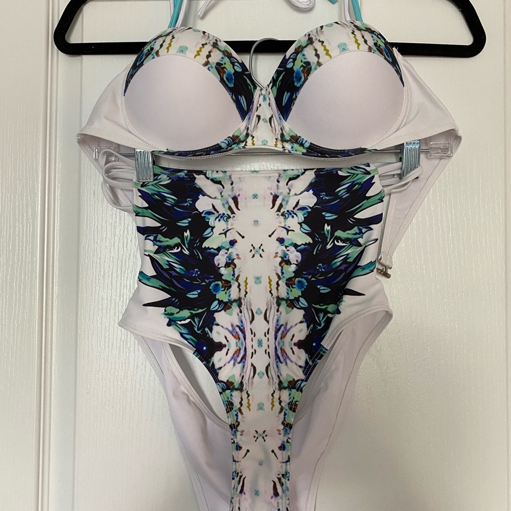 Cupshe two-piece High-waisted swimsuit